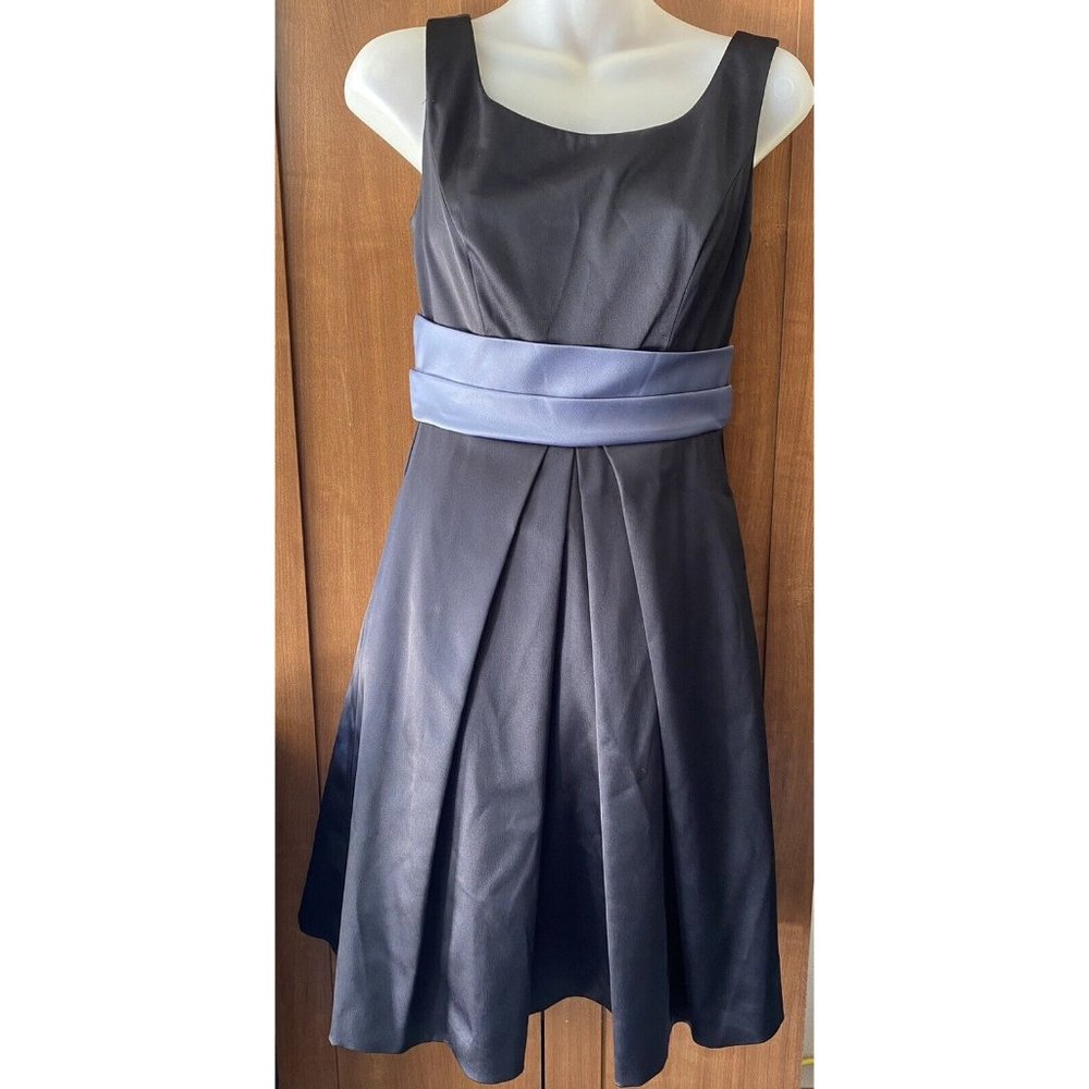 Max and Cleo Black Sleeveless Women's Party Dress, Size 2 Homecoming Prom